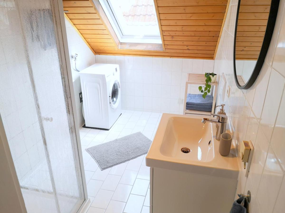 Family-Apartment Mit Balkon, Kueche, Parkplatz & Waschmaschine オフェンブルク エクステリア 写真